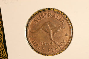 196  - Australian Halfpenny - aUNC+ / Minor Flaw