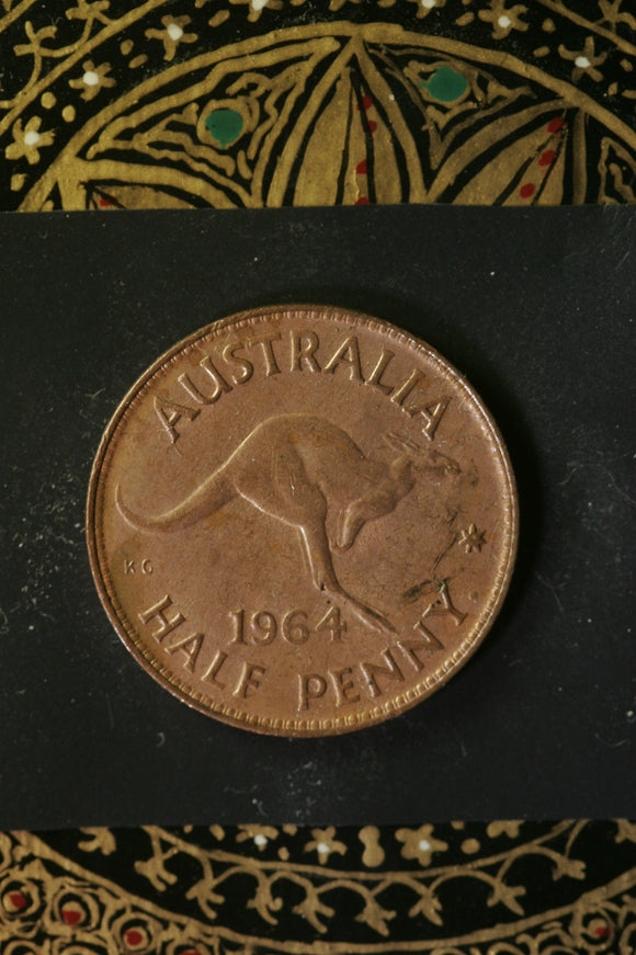 1964 Y. - Australia Halfpenny - Spot of Verdigris - UNC / Problem