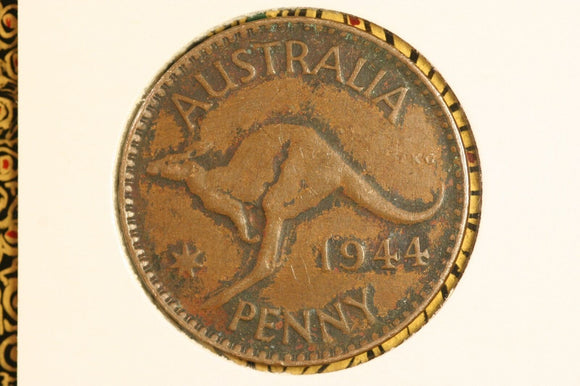 1944 -M - Australia Penny - Melbourne Mint - gF / Grotty