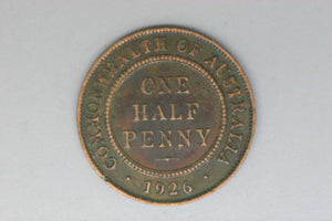 1926 - Australia Halfpenny - Diecrack 'COMMONWE' 'AUSTR' & Date - VF / Corrosion