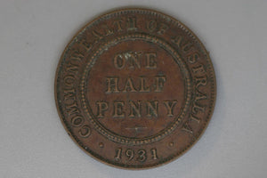 1931 - Australian Halfpenny - gVF / Discoloured / Grotty