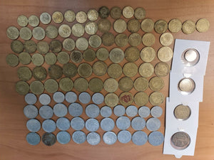 France - Franc / Centimes - 123 coins totaling 50.6 Francs from 1960s to 1990s