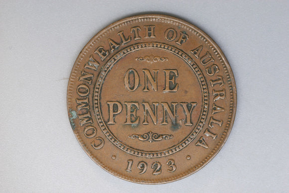 1923 - Australian Penny - VF / Verdigris