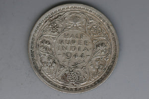 1944 - India - Half Rupee Coin - F