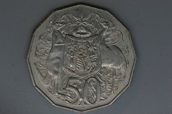 1983 - Australia 50 Cent Coin - Coat of Arms - aUNC